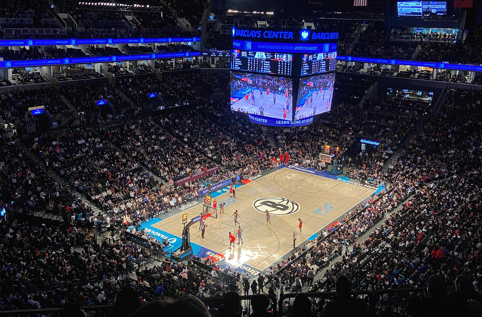 Jogo da NBA:<br>Assistindo a uma partida de basquete em Nova York